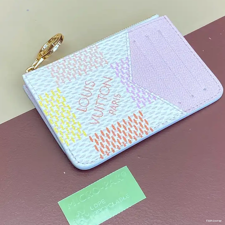 Fashionrepsfam ru LV Bags 2404YA0148 0823
